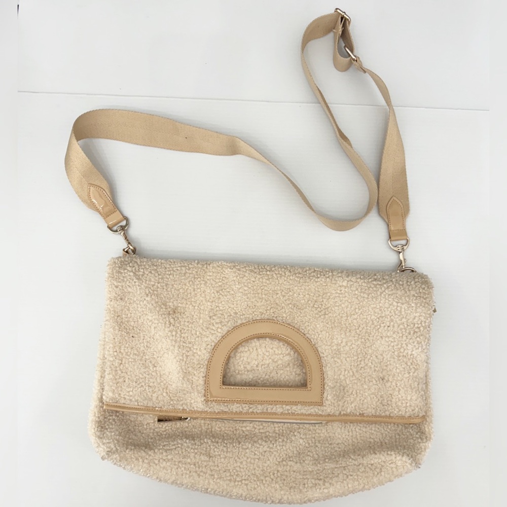 BEIS The Messenger Tote — Limited Edition - Picture 2 of 16